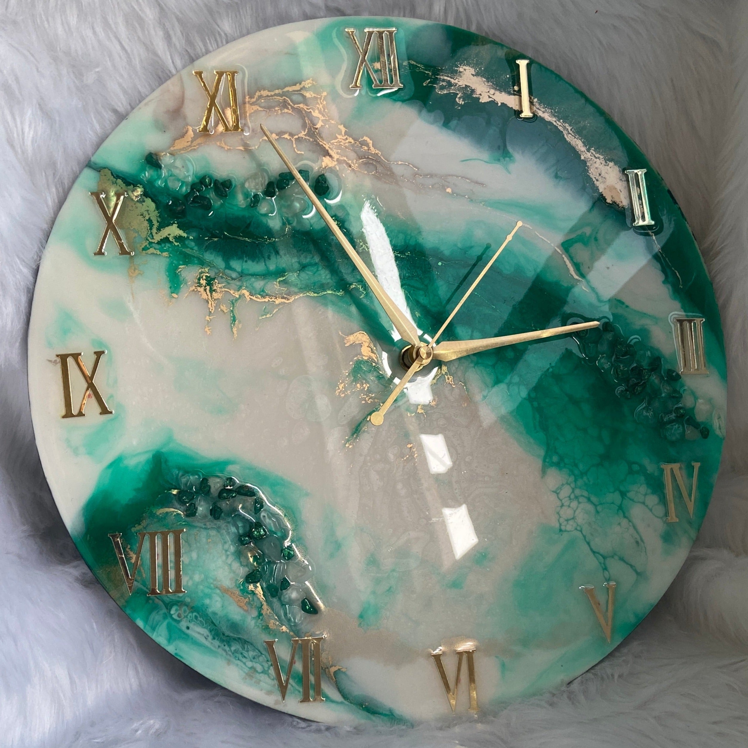 Green and Golden Abstract Epoxy Resin Wall Clock For Home Decor-1