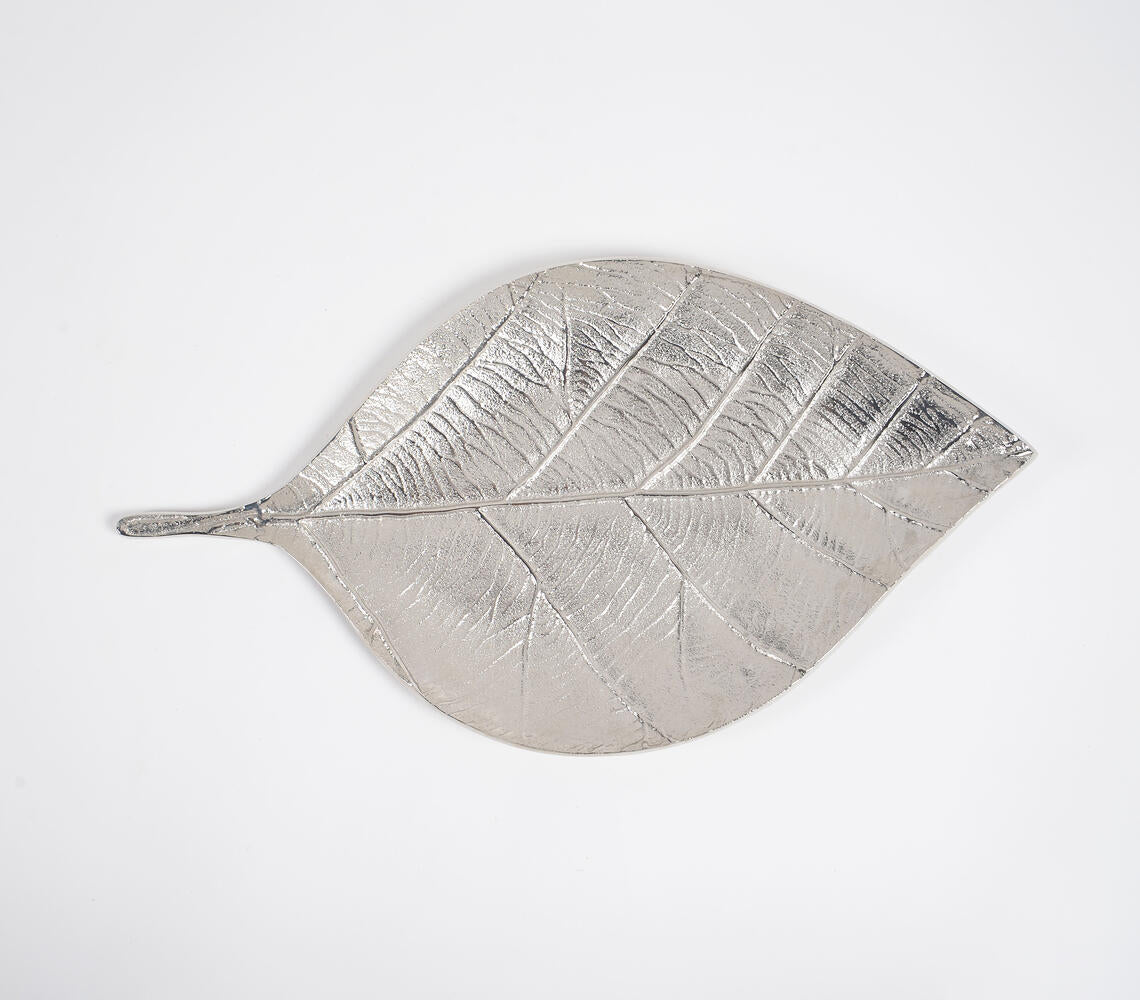 Antique Aluminium Autumn Leaf Tray-1
